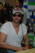 Hrithik at Radio City - inditop.com 11