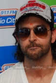 Hrithik at Radio City - inditop.com 23