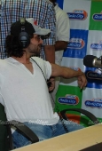 Hrithik at Radio City - inditop.com 6