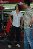 Jackie Shroff son first appearance - Tiger Shroff, Ruslaan and Kailash Kher launch  Snap 247 Gym - inditop.com 11