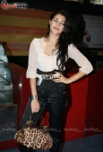 Jacqueline Fernandez at Knight and Day premeire - inditop.com5