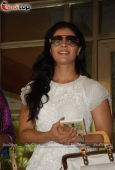 Kajol at Indian Merchant Chambers Women Entrepreneurs exhibition 