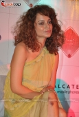 Kangna Ranaut to endorse Alcatel Ice 3 mobile - inditop.com22