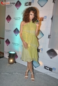 Kangna Ranaut to endorse Alcatel Ice 3 mobile - inditop.com30