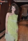 Kangna Ranaut to endorse Alcatel Ice 3 mobile - inditop.com7