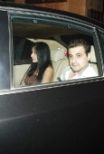 Kareena, Karishma at Saif Padmushan Award bash hosted by Sanjay Kapoor - inditop.com 6