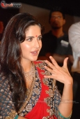 Katrina Kaif In Red Saari at Nakshatra Vivaah collection launch - inditop.com 26