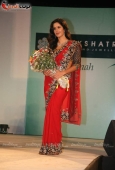 Katrina Kaif In Red Saari at Nakshatra Vivaah collection launch - inditop.com 38