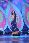 Katrina Kaif Performance pics at Mega Movie Awards - inditop.com7