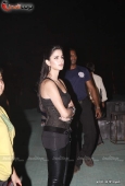 Katrina Kaif, Genelia, Mugdha at Waves concert - inditop.com 1