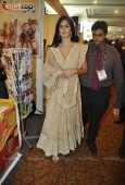 Katrina Kaif, Shahrukh Khan and Victoria Dutch at FICCI Frames inauguration - inditop.com 8