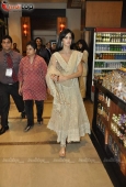 Katrina Kaif, Shahrukh Khan and Victoria Dutch at FICCI Frames inauguration - inditop.com 9