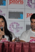 Katrina, Saif and Harman at Waves NGO press meet - inditop.com 3