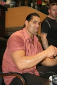 Khali meets fans - inditop.com 7