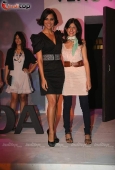 Lara Dutaa & Sameera Reddy at Vero Moda fashion show - inditop.com 12