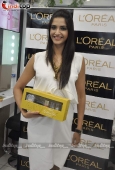 Loreal launches Golden Girl With Sonam Kapoor - inditop.com 14