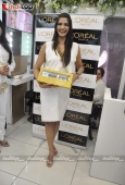 Loreal launches Golden Girl With Sonam Kapoor - inditop.com 21