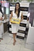 Loreal launches Golden Girl With Sonam Kapoor - inditop.com 22