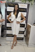 Loreal launches Golden Girl With Sonam Kapoor - inditop.com 6