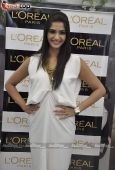 Loreal launches Golden Girl With Sonam Kapoor - inditop.com 7