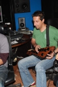 Manasi Scott records with Salim Sulaiman - inditop.com12