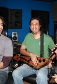 Manasi Scott records with Salim Sulaiman - inditop.com19