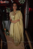 Minisha Lamba, Vidya Balan, Sameera Reddy at  Ramesh Taurani 25th Wedding Anniversary Celeverations 5