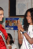 Miss Universe India contestants  and Miss Universe Stefana visit Kamthipura - inditop.com7