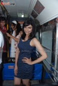 Prachi Desai & Emran travel by bus to promote Once upon a time in Mumbai - inditop.com30