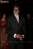 Preity zinta, Rituparna Sengupta & Big B at MAMI Awards closing night 13