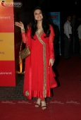 Preity zinta, Rituparna Sengupta & Big B at MAMI Awards closing night 18