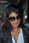 Priyanka Chopra Goes For Miss World as a Judge - inditop.com 9