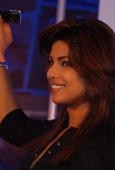 Priyanka Chopra launches Nokia 6700 and Nokia 6303 11