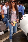 Priyanka Chopra snapped at International Airport - inditop.com6