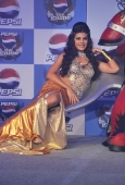 Ranbir Kapoor, jacqueline fernandez, Sanjay Dutt unveil Pepsi Game - inditop.com 19