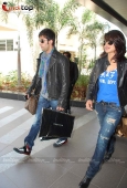 Ranbir Priyanka spotted at Mumbai airport back from New York today afternoon - inditop.com 32