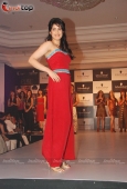 Sagarika Ghatge walks for Schwarzkopf show - inditop.com 8