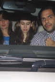 Saif, Kareena & Karisma grace Shahrukh KHan Bday bash 11