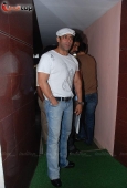 Salman Khan & Arbaaz at Dabangg screening - inditop.com23