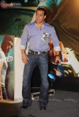 Salman Khan & Ayesha Takia at Wanted press meet 12