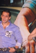 Salman Khan & Ayesha Takia at Wanted press meet 19