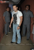 Salman Khan & Zarine Khan at Arpita and Arbaaz Khan birthday bash at Aurus - inditop.com6