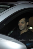 Salman Khan and Karan Johar spotted at Yashraj - inditop.com 1