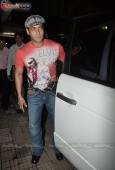 Salman Khan and Sonakshi Sinha at Tere Bin Laden Screening - inditop.com10