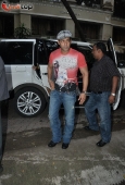 Salman Khan and Sonakshi Sinha at Tere Bin Laden Screening - inditop.com4