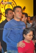 Salman Khan at Gold Gym, Mega Spinnathon 2009 - inditop.com 10