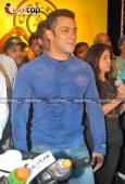 Salman Khan at Gold Gym, Mega Spinnathon 2009 - inditop.com 24