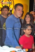 Salman Khan at Gold Gym, Mega Spinnathon 2009 - inditop.com 9