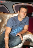 Salman Khan promotes Veer on Dance India Dance - inditop.com 6