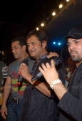 Salman Khan, Karisma Kapoor and Mughda grace Worli Dahi Handi celebrations - inditop.com14